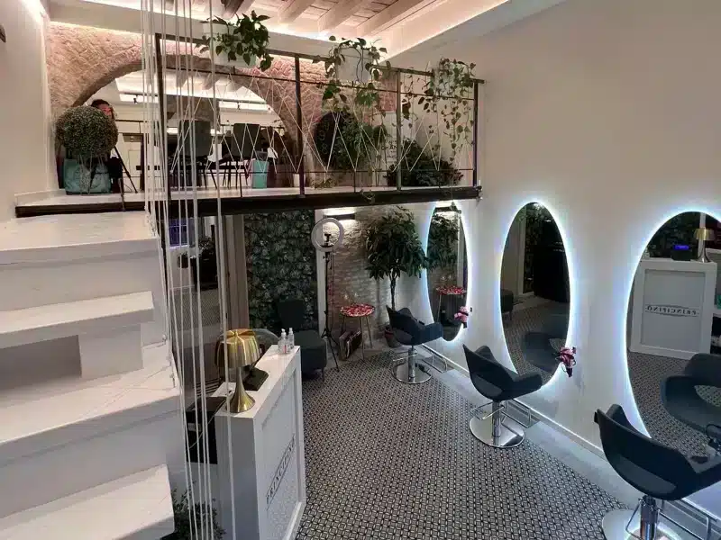 come-illuminazione-influisce-sul-salone